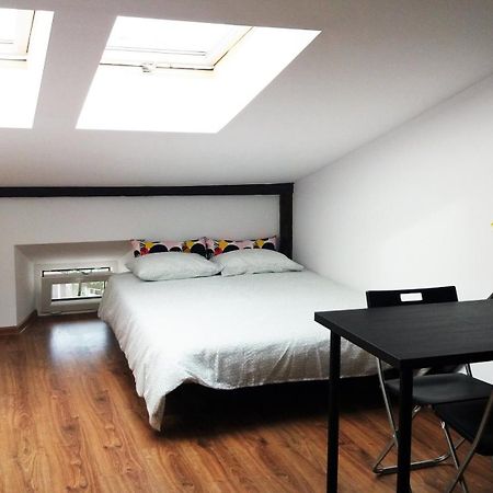Nice Attic Studio Close To Old Town Air Conditioning - Klimatyzacja Cracovia Esterno foto