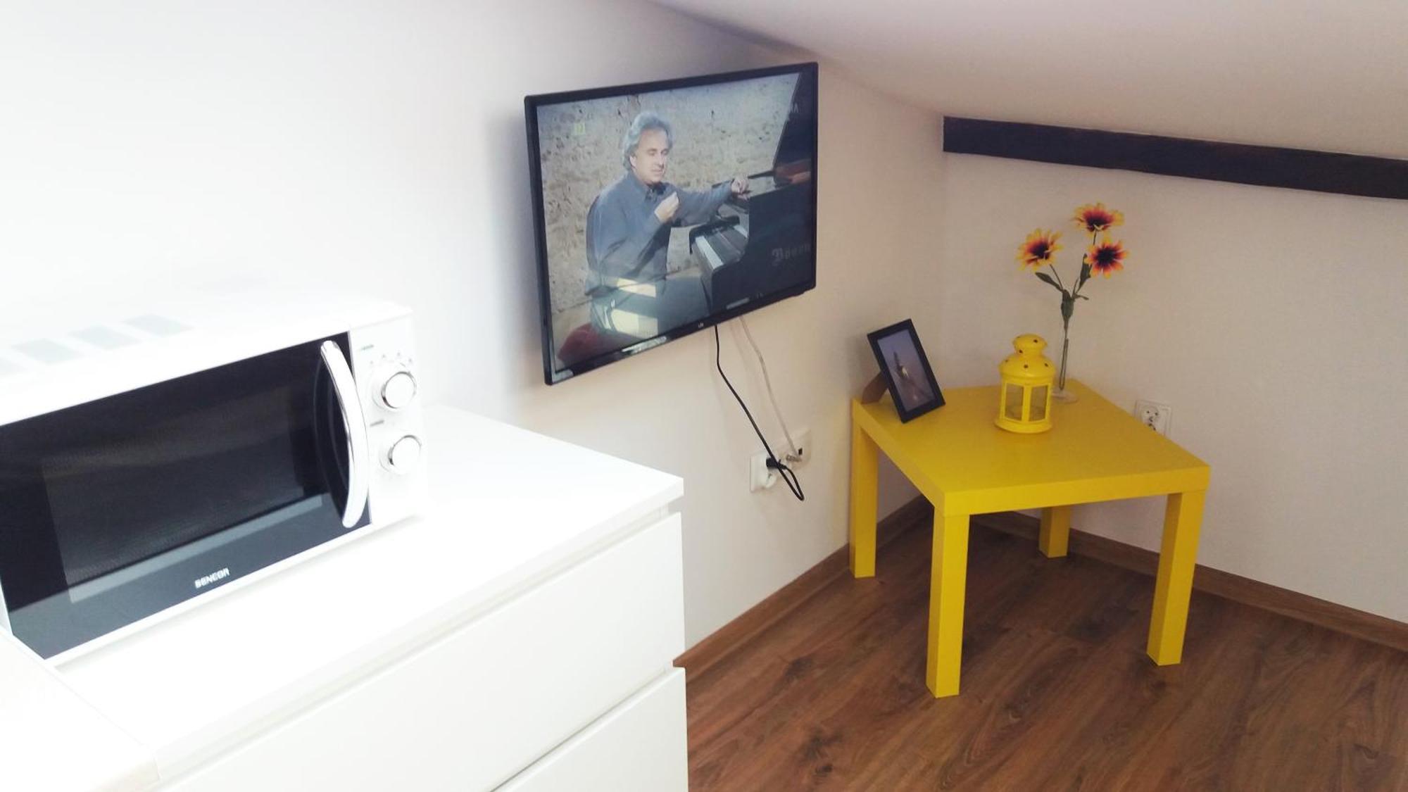 Nice Attic Studio Close To Old Town Air Conditioning - Klimatyzacja Cracovia Esterno foto